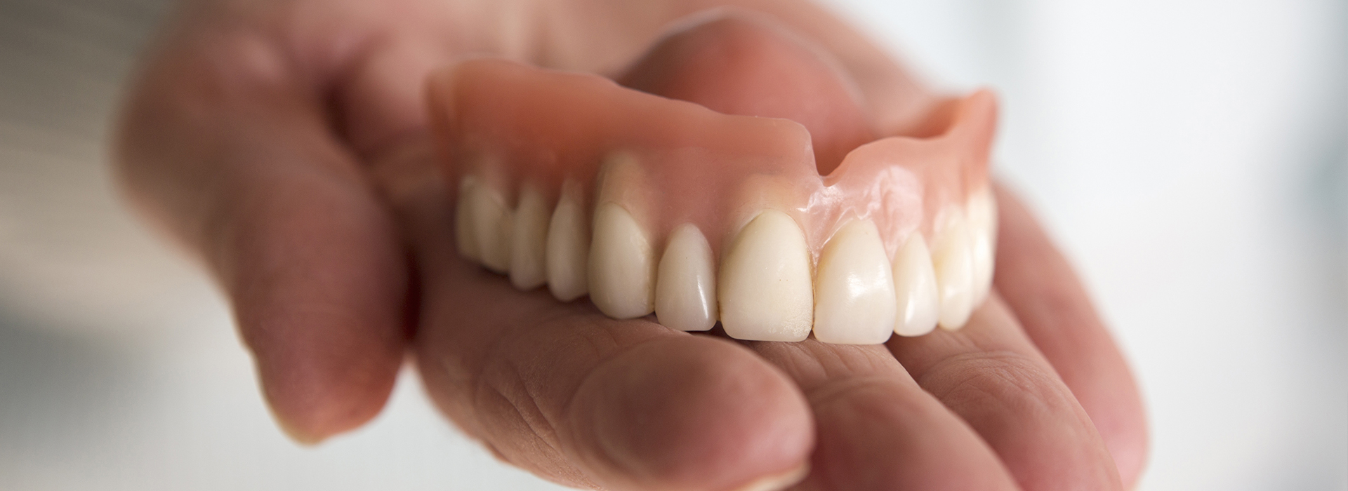 Brian J. Rosen, DDS | Oral Cancer Screening, Digital Radiography and Veneers